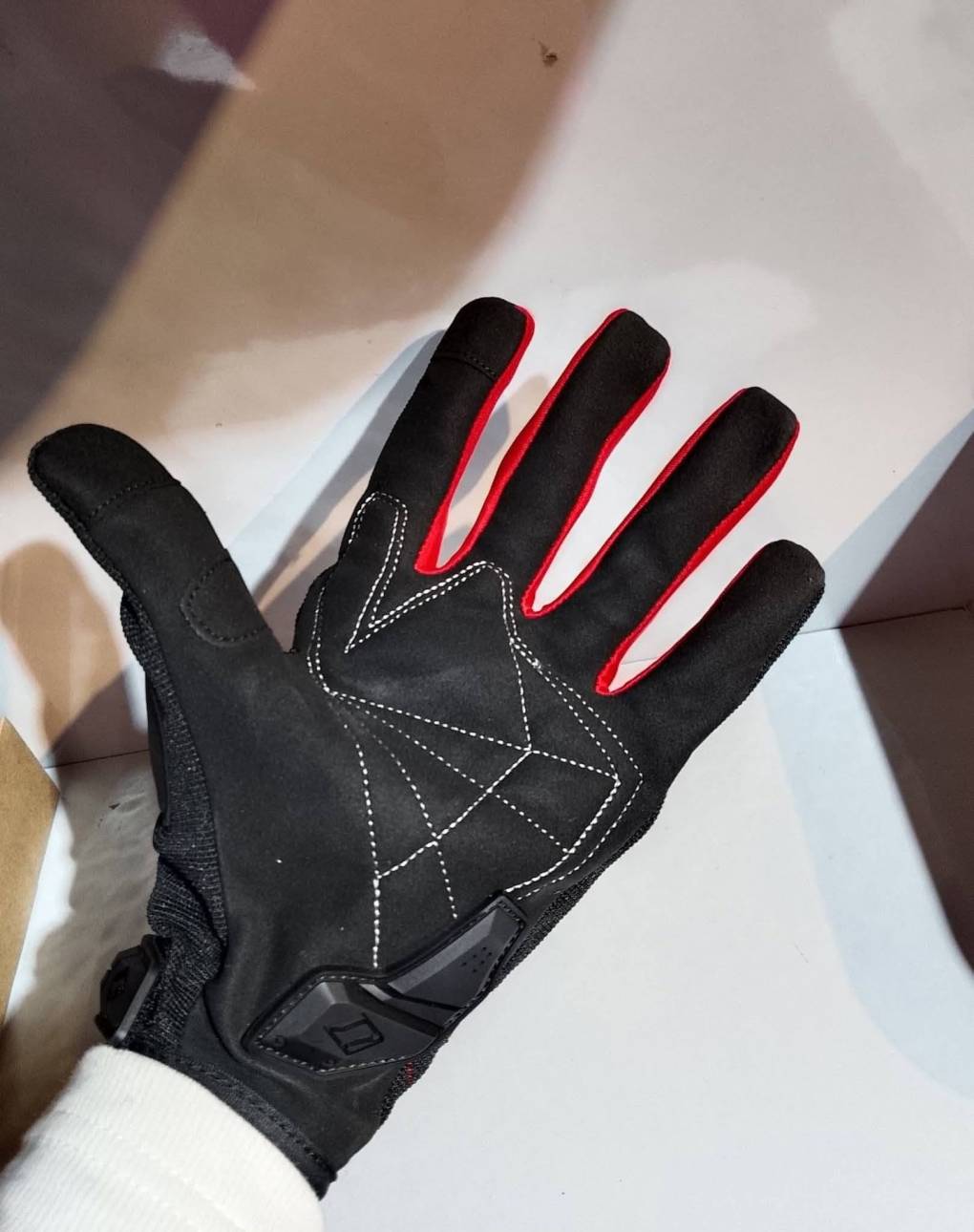 Ones Again MG14 Hand Gloves